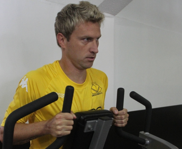 Tigre promove trabalho técnico e de força