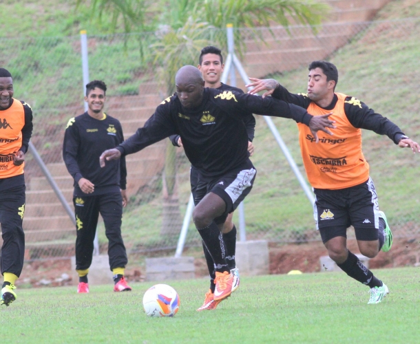 Tigre se despede de 2015 contra o CRB