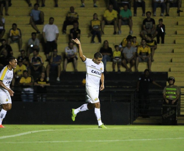 Tigre supera o Inter de Lages