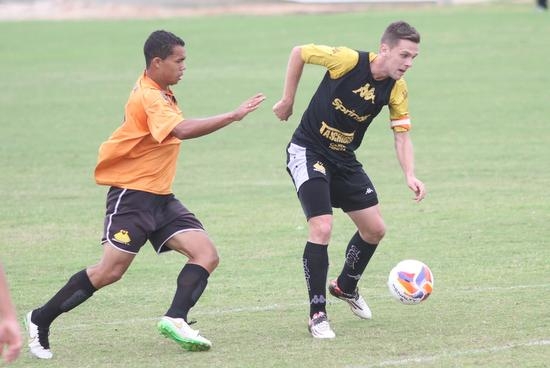 Tigre trabalha forte em dois períodos