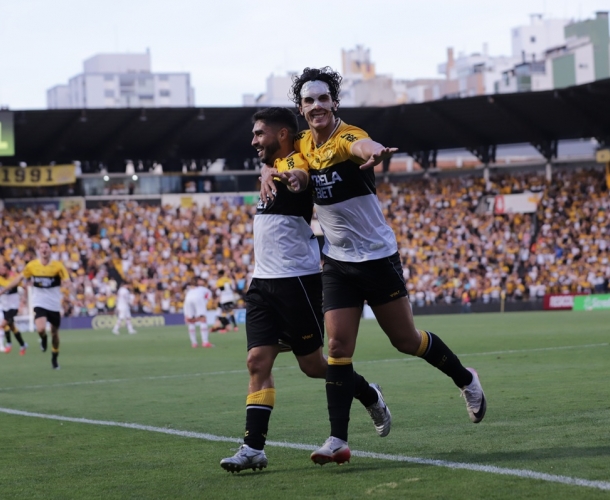 Tigre vence o Botafogo-SP e volta ao G4