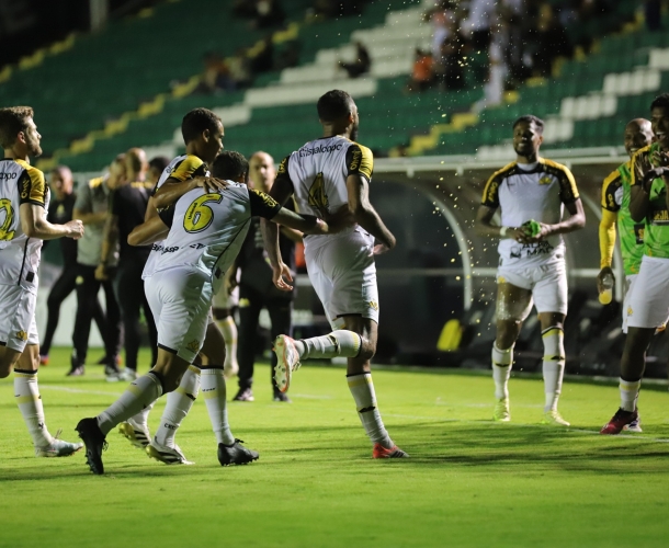 Tigre vence o Camboriú e está nas quartas do estadual