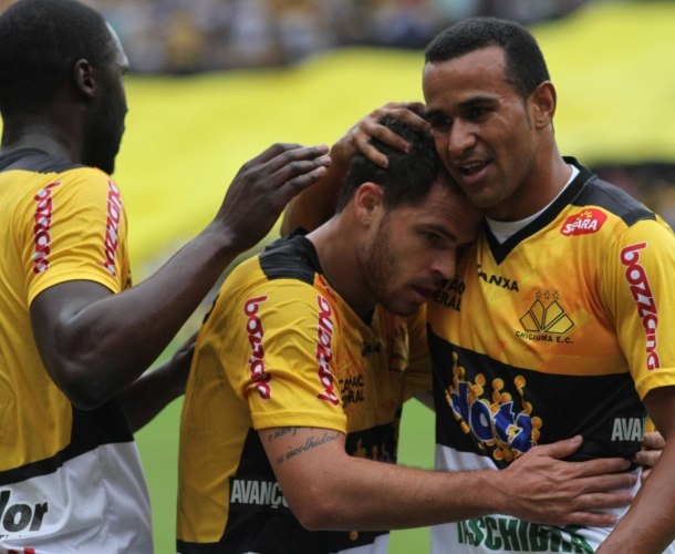 Tigre vence o clássico com Figueirense