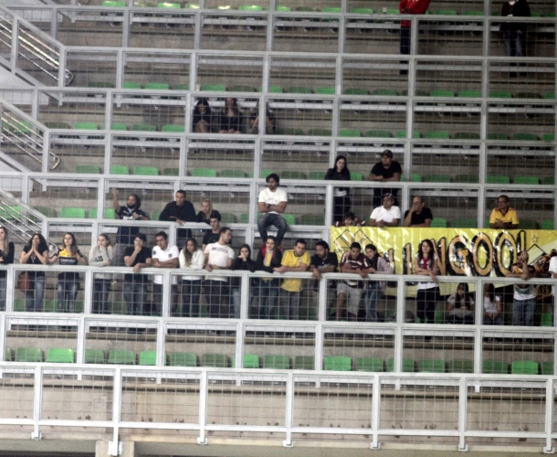 Torcida do Tigre presente em BH 