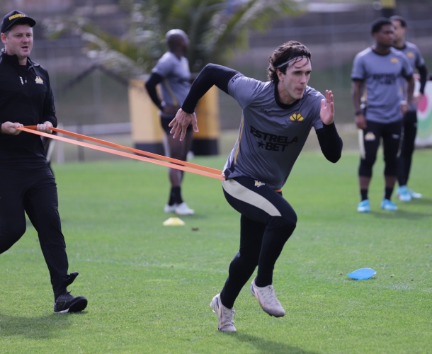Treino físico e tático com foco na 22ª rodada