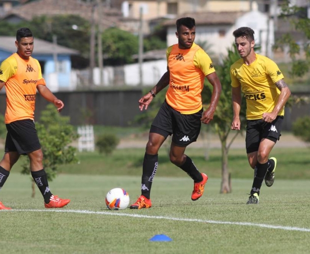 Treino tático e de finalizações
