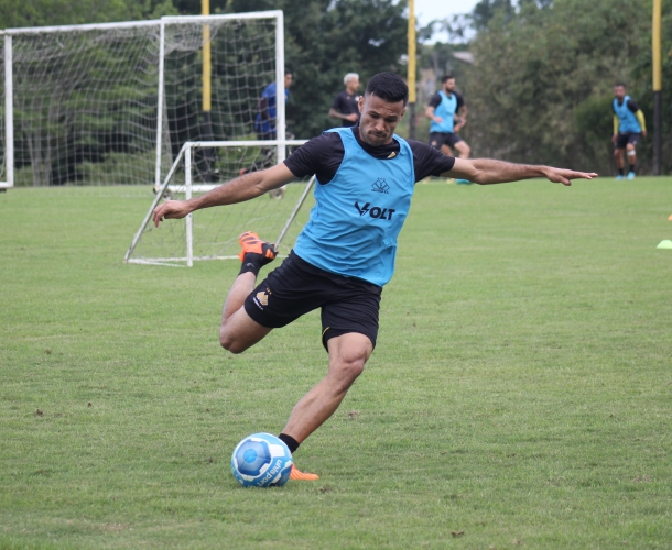Treino tático visando o confronto contra o Guarani 