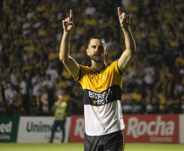 Três atletas do Tigre na seleção das quartas