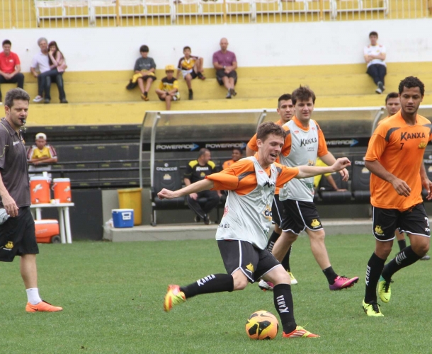 Último treino para enfrentar o São Paulo