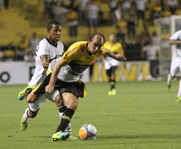 Vibrante, Tigre bate o Figueirense